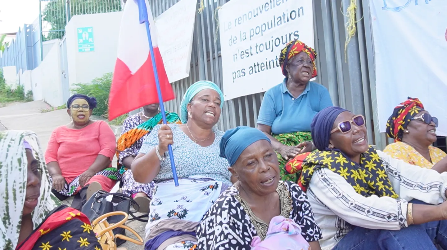 À Mayotte, le blocage du bureau des étrangers précipite de nombreux habitants dans la clandestinité